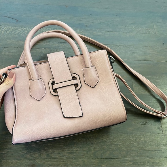 | PURSE | - Picture 1 of 7